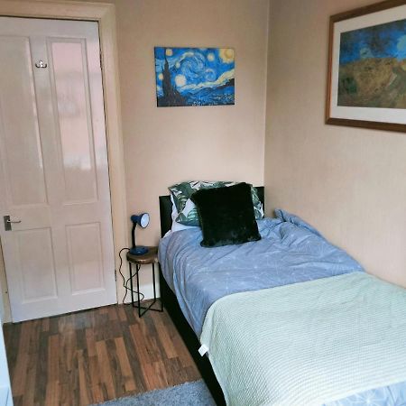 Spacious Flat In Bridgeton, Glasgow Extérieur photo