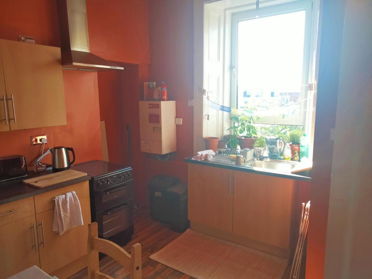 Spacious Flat In Bridgeton, Glasgow Extérieur photo